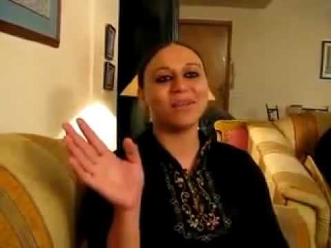 ديد وعاجل بنت مصرية تهدي أغنية غريبة للجزائر23 12 2009 egypt