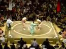 大相撲・両国国技館に悪童^^朝青龍を観に行くⅡ:横綱朝青龍 vs 雅山