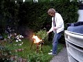 Daniel macht Feuer