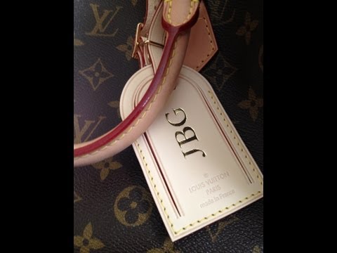 how to attach lv luggage tag