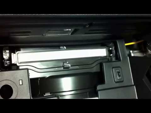 Kia Sportage. Innenraumfilter-Pollenfilter wechseln. How to Cabin Air Filter Replacement