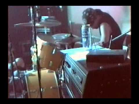 Intro - Никита Чернышёв (гр. Александрия, solo drums - live, 2009)