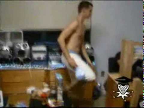 Scissors in Arm - Funny Videos, Funny Video Clips, Funny Movies, Viral Videos - Google Chrome.flv