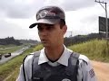 Policiais militares foram acionados por populares que encontraram um cadáver, em adiantado estado de decomposição, no bairro Serra Azul,  região do parque Hopi Hari, em Itupeva. A polícia científica constatou que a vítima foi morta com vários tiros. O Jornal de Itupeva registrou o fato.