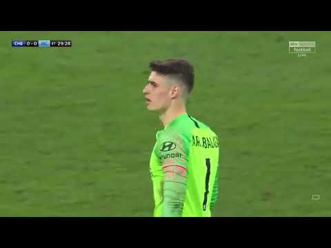 Kepa refuses to be substituted ....sarri gets really pissed off