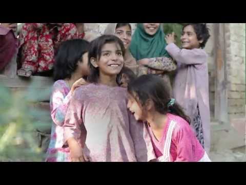 kher - 'Yaadaan Teriyaan' is a lament. A lament to a lost love. A lament to a life, that once was. But like memories always do, they make us smile and shed a tear, ...