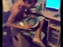 dj cal� osea pimo jesus tocando aciendo un remix