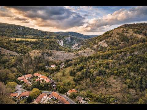 Video Prodej pozemku 2 004 m2 pro výstavbu RD, Beroun - Hostim