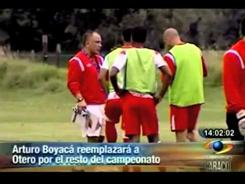 Arturo Boyac&aacute;, entrenador de Santa Fe
