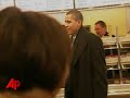 Raw Video: Obama Grabs Lunch at Chicago Landmark Raw Video: Obama Grabs Lunch at Chicago Landmark