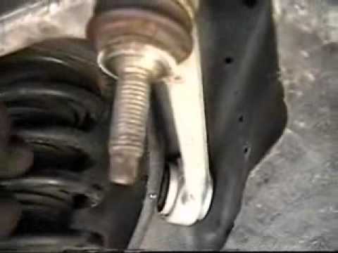 Replacing a upper ball joint