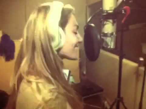 Entre tu y yo - Amaia Montero (Adelanto) -