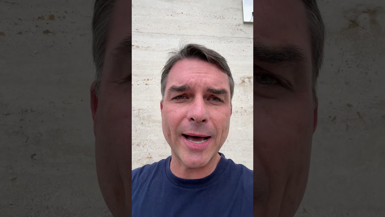 Pix: Flávio Bolsonaro Rebate Fake News