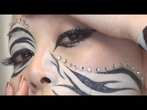 how to zebra face paint