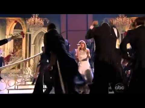 Taylor Swift - I Knew You Were Trouble Performed Live 2012 American Music Awards AMA