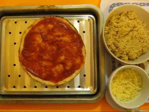 How to do a simple Personal Pizza with high protein quinoa How to do a simple Personal Pizza with high protein quinoa