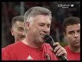 ancelotti canta con i tifosi