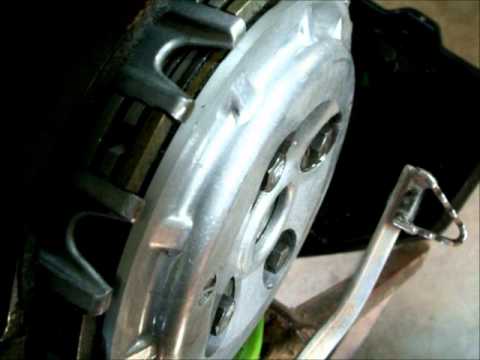 how to remove kx 125 clutch basket