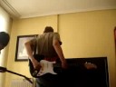 hugo e samu tocando big gun