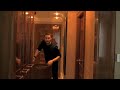 Gerard Butler Ritz Carlton Berlin Bad