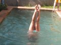 proj HANDSTANDS 12 dec 09.wmv