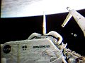 STS-118 Shuttle Endeavour-UFO