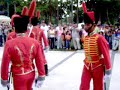 cambio de la guardia de honor en la tumba al soldado d