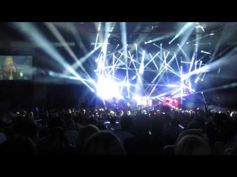 2013 Honda Civic Tour – Kelly Clarkson “Mr. Know It All” & “Miss Independent”