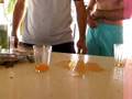 lambendo a mesa