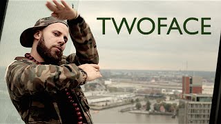 TwoFace – Video Portrait