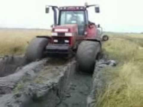 Steyr traktor kim�szik a s�rb�l