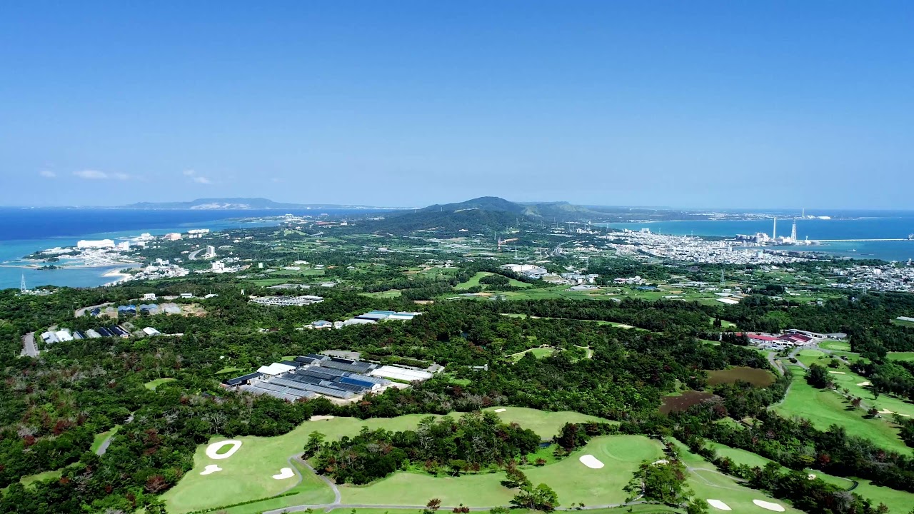 うるま市ガイドマップ「うるまいろ」 太平洋と東シナ海を望む風景の画像