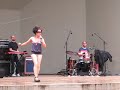 Iara Rennó no Parque da Aclimação