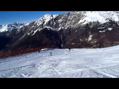 Видео спуска на лыжах в Bormio