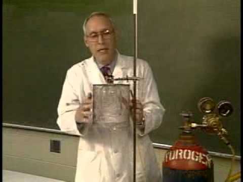 how to react hydrogen and oxygen