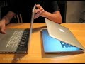 Demo of weak MacBook Pro (Late 2008) display hinges