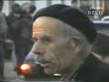 Muamer tvrdi da je prekinuo veze sa Dr Sulejmanom Ugljaninom jos 1993, a 1996 ga grli i docekuje sa sve potrckom Dudicem. Docek Sulejmana Ugljanina iz turske prvi deo.