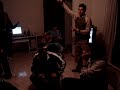 Galera da civil cantando alguma coisa...