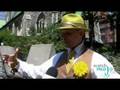 The Hugger Busker