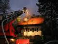 Berliner Feuerwehr - Feuer Wohnhaus in Berlin-Britz, Backberg Strasse