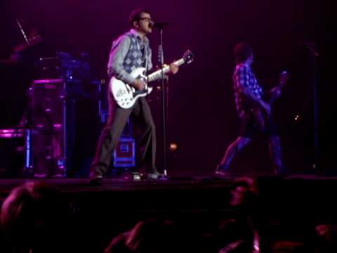 Weezer--Say It Ain't So--Live