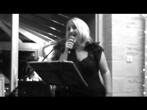 NADINE TIBI  CHANTE L AMERIQUE