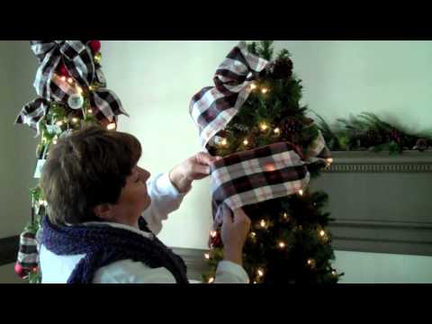 how to put ribbon on a christmas tree vertically