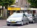 gozer in hillegomziet de dief van ze fiets en wil m achterna