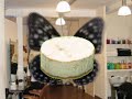 Un camembert fuit son destin de coiffeur pour vieilles
