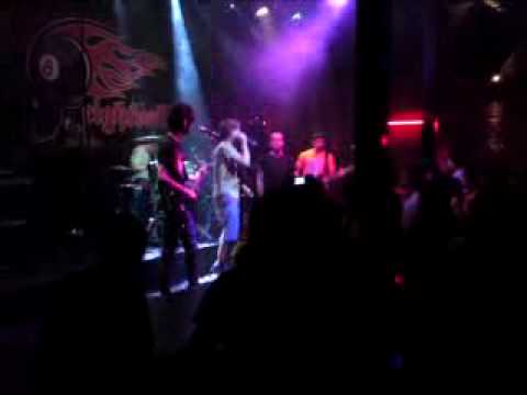 waomr LIVE IN THESSALONIKI @ 8BALL