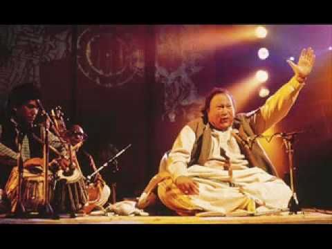 qwali - Another piece of Master Singing by Nusrat fateh Ali Khan. Beautiful Poetry and singing.