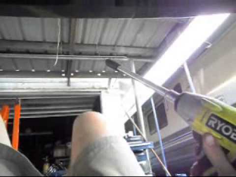 how to open gas tank for chrysler 300