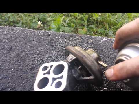 How to clean / replace EGR valve Mitsubishi Lancer 2002