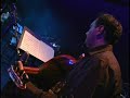 Singui - Lucho Quequezana - Sonidos Vivos International Tour